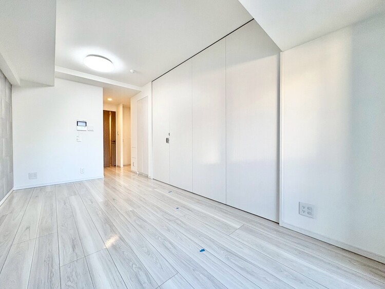 居間 飾り過ぎないシンプルな内装と偏り過ぎないデザインで統一しました。