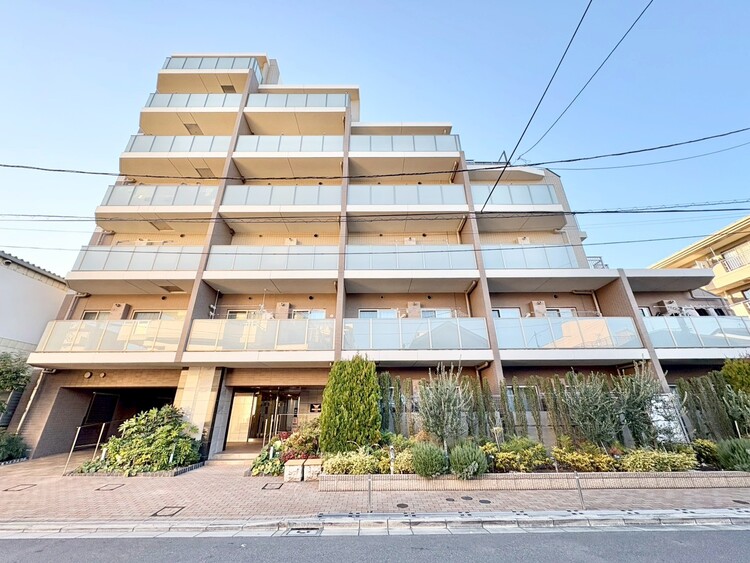 外観 資料には掲載していない情報が、現地にはたくさんあります。是非一度、現地をご確認ください。