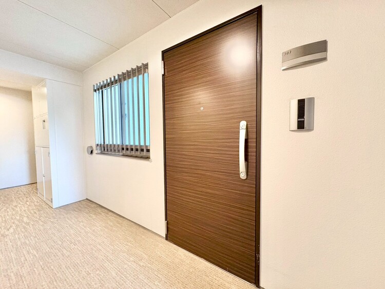 玄関 玄関を開ければ、そこは安らぎのご自宅。