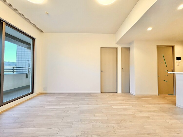 居間 飾り過ぎないシンプルな内装と偏り過ぎないデザインで統一しました。