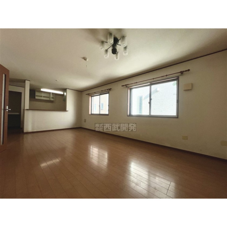 居間 リフォーム前／2024年12月撮影