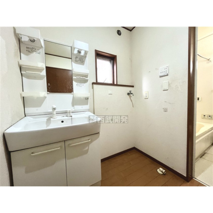 洗面 リフォーム前／2024年12月撮影