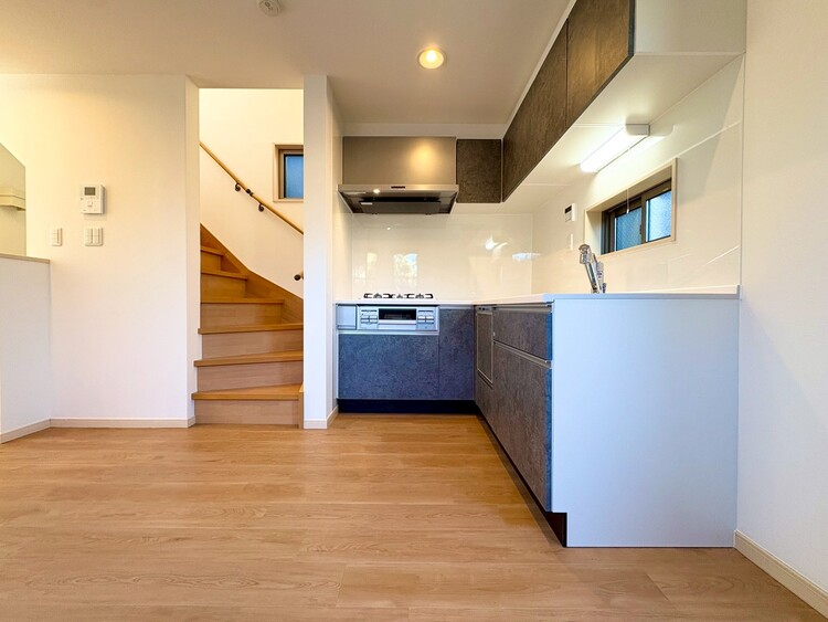 その他 開放感のあるキッチンスペース。調理をしながら、会話も弾みそうですね。