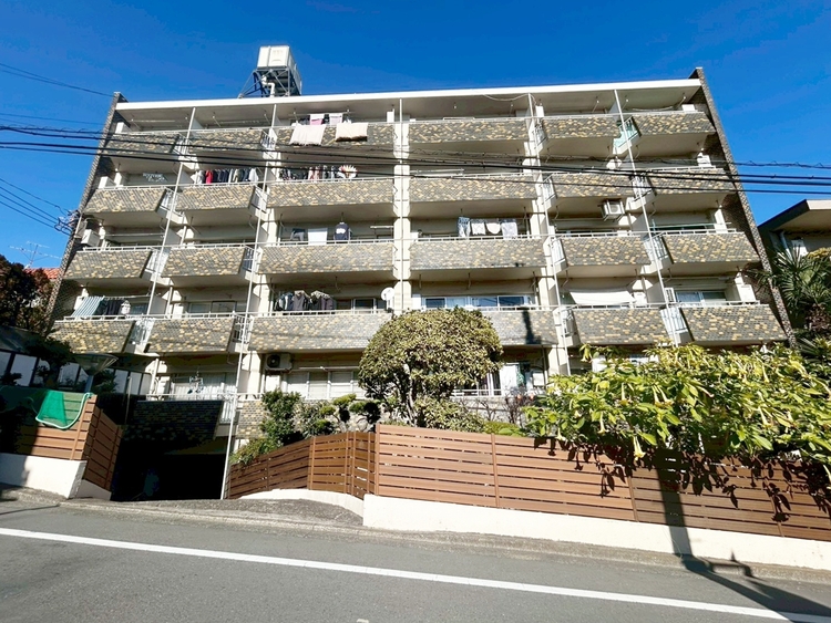 その他 飽きのこないシンプルモダンな外観です。