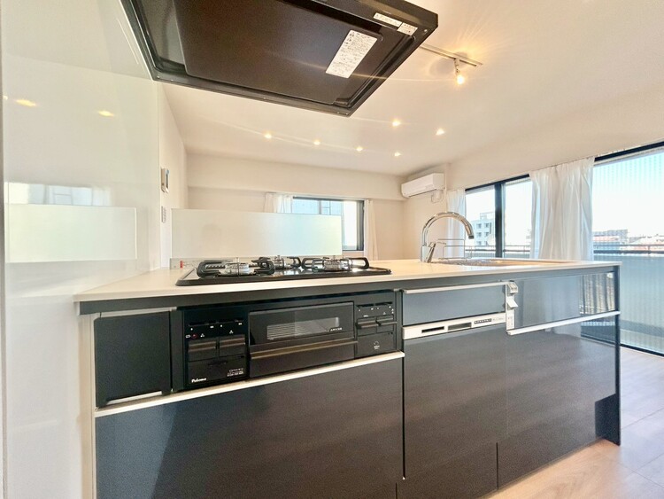 その他 開放感のあるキッチンスペース。調理をしながら、会話も弾みそうですね。