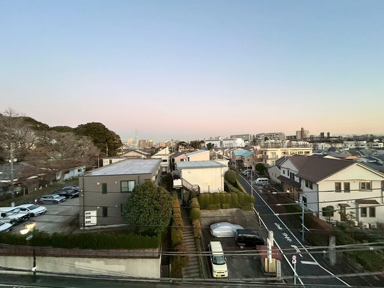 その他 眺望や窓からの景色が良いと、家で過ごす時間も快適です。