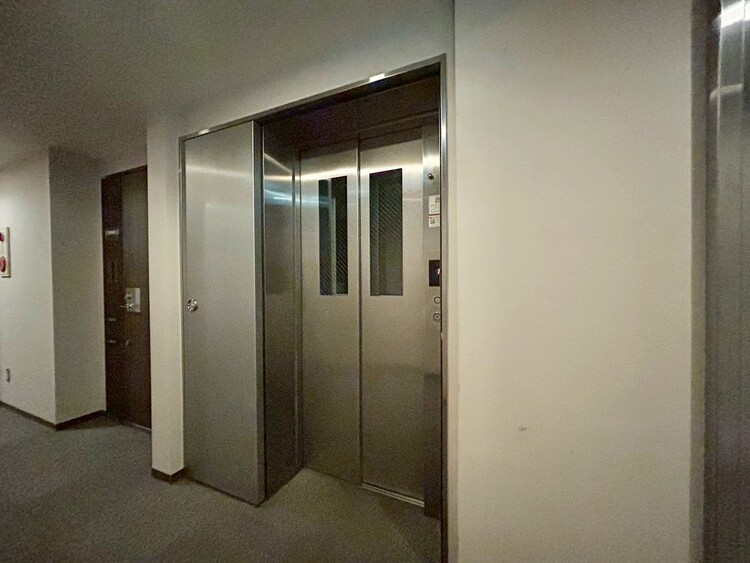 その他 エレベーター完備のため荷物が多くなっても安心。