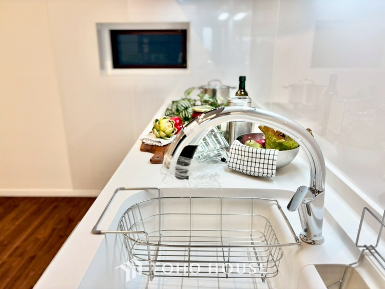 キッチン ◆愛育◆キッチンは家族の絆を育む大切な空間。シンプルで使い易いSystemKitchenで愉しく作る料理は愛情のある美味しいご馳走に。