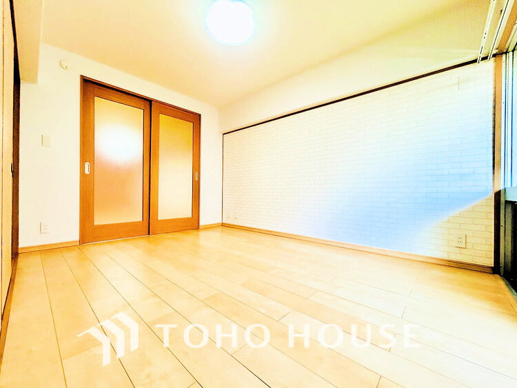 内装 シンプルですっきりとした室内は飽きのこない居心地の良い雰囲気