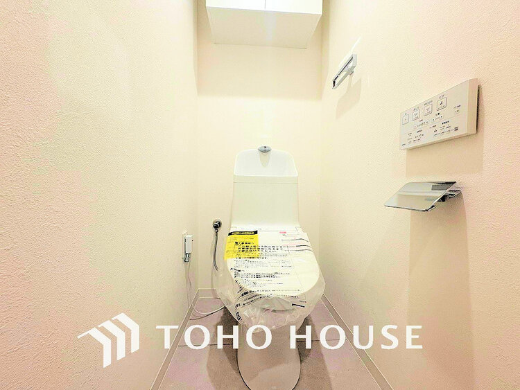 トイレ トイレには快適な温水洗浄便座付