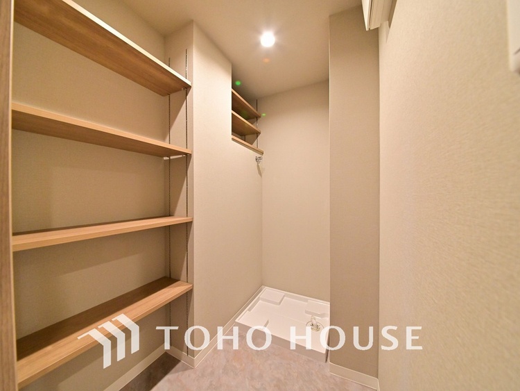 内装 ランドリースペース