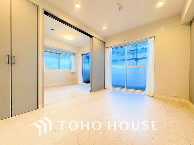 内装 家族みんなが爽やかに過ごせるように、光をたっぷり取り込んだLDK