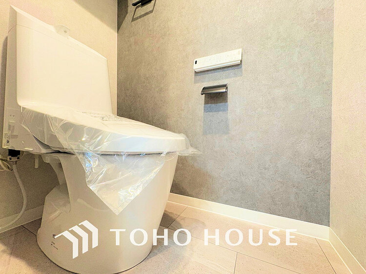 トイレ トイレには快適な温水洗浄便座付