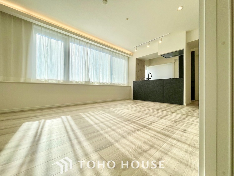 内装 【LIVING】◆家族◆愛する家族を一目で見渡せる。家族が集う空間。永遠に続く幸せな毎日を、ここで。