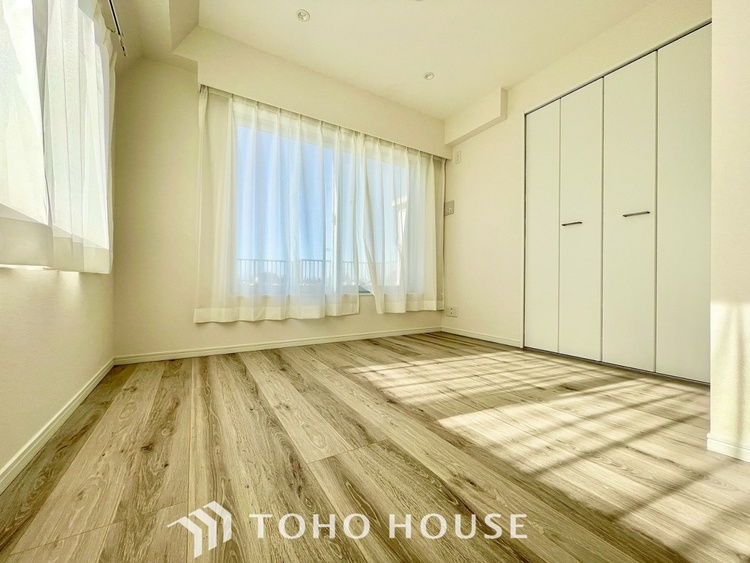 内装 【PRIVATE ROOM】◆快適◆な暮らしに不可欠な収納スペース。快適さとともに思い出も詰まっていく。