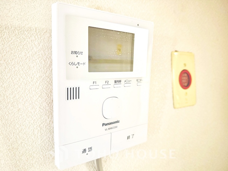 内装 陽光に愛され、環境に恵まれ、家族に包まれた邸宅は、どんなに月日が経っても色褪せる事なく輝きます。