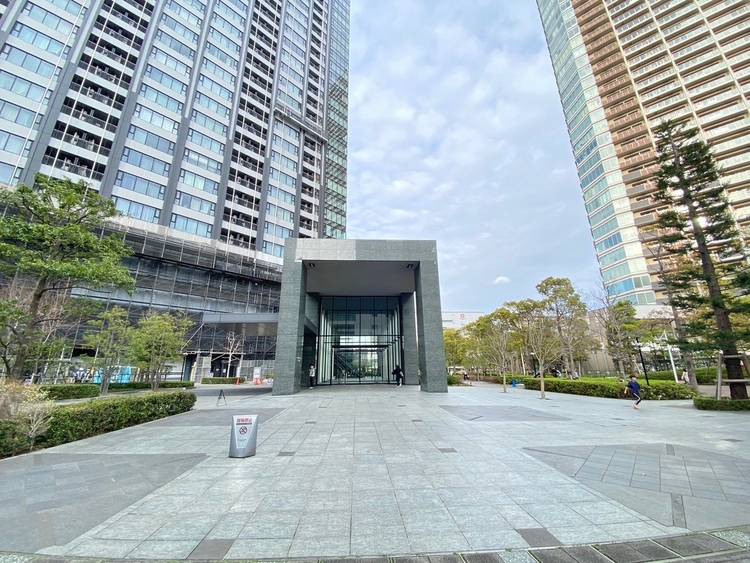 エントランス 外と内をつなぐエントランスは、まさに顔となる場所。