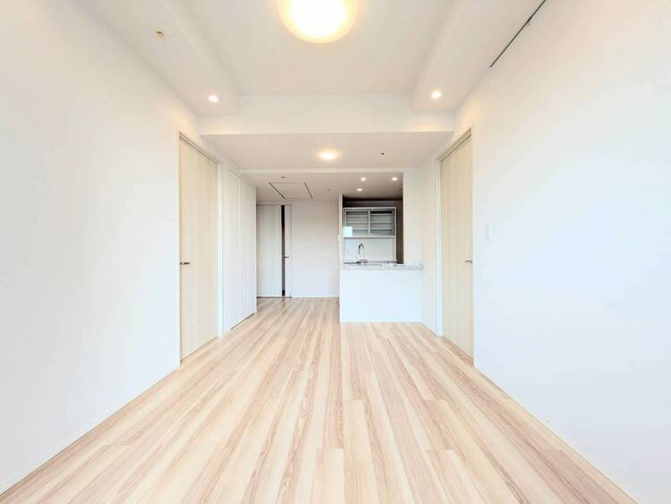 居間 伸びやかな空間のなかで、ゆったりとしたひとときを過ごせます。