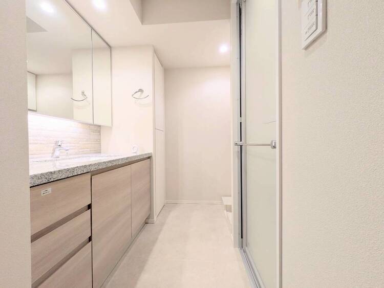 洗面 十分な広さの脱衣所。