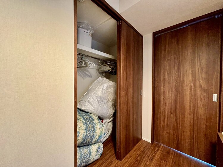 収納 収納スペースが付いていて、お部屋を広く使っていただけます。