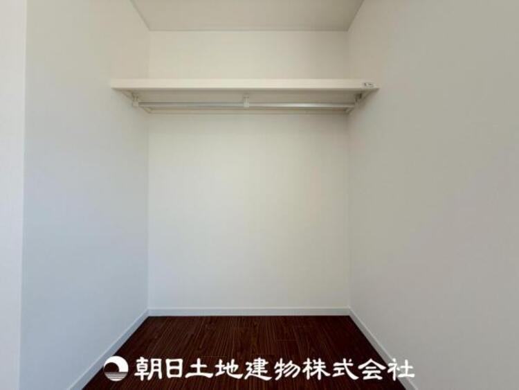 収納 【収納】各居室や共用スペースに収納があり、すっきり片づけて広く使えます。