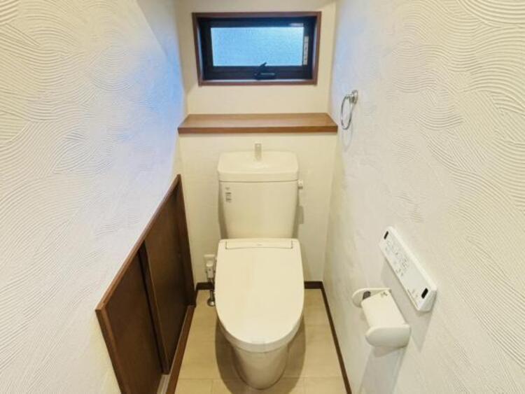 トイレ 清潔感の溢れるトイレです。落ち着いた空間で安らぎのひとときをお過ごし頂けます。 