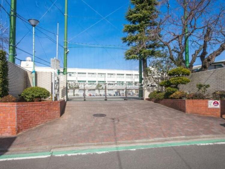 周辺 横浜市立東中田小学校　1040m