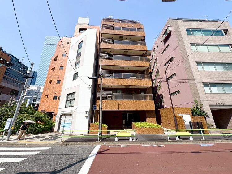 その他 飽きのこないシンプルモダンな外観です。