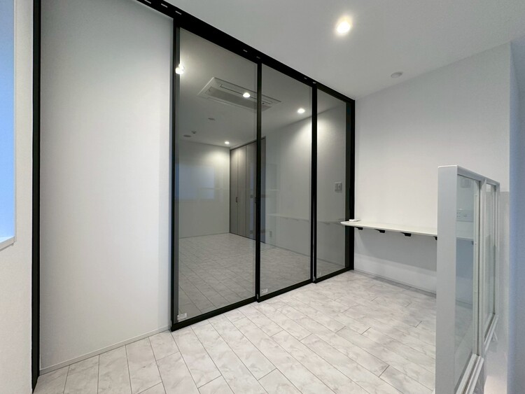 その他 清かで艶やかな時間をもたらしてくれる室内です。