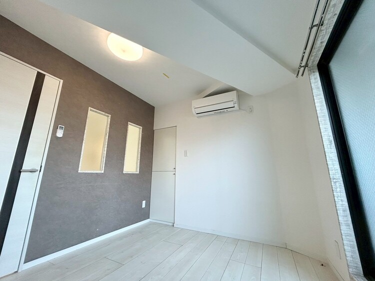 その他 清かで艶やかな時間をもたらしてくれる室内です。