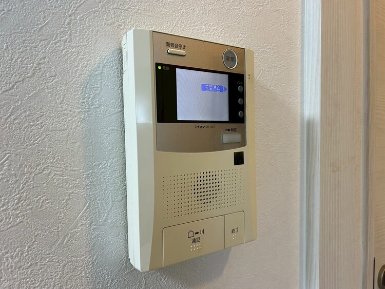 その他 誰が来てもわかる様にモニター付きインターホンを設置。