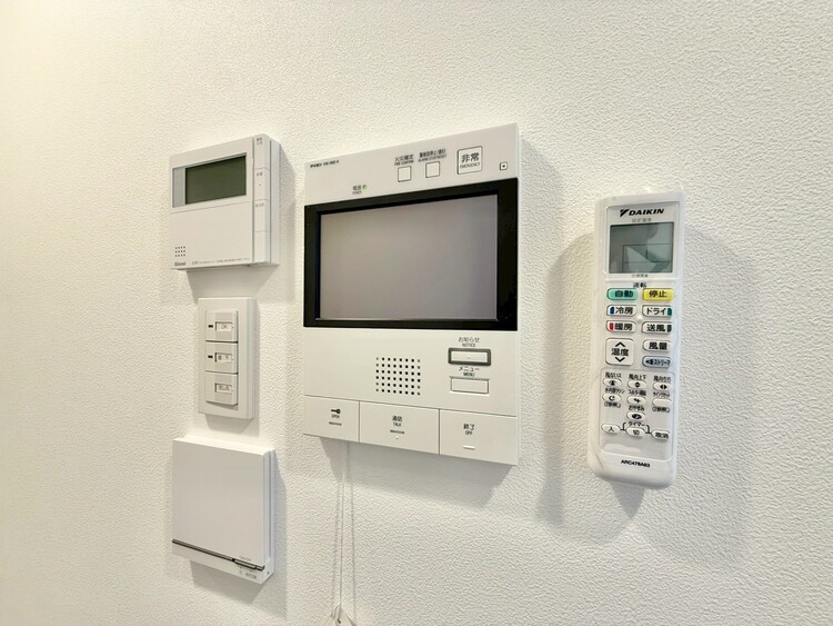 その他 誰が来てもわかる様にモニター付きインターホンを設置。