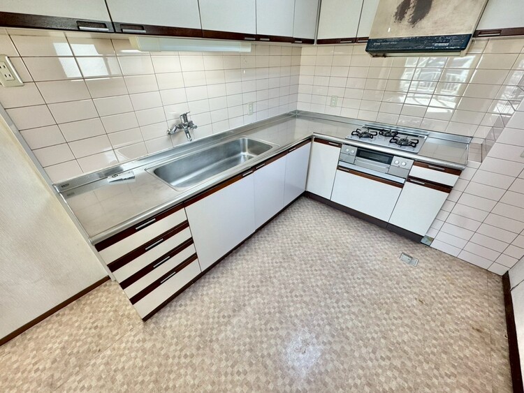 その他 開放感のあるキッチンスペース。調理をしながら、会話も弾みそうですね。