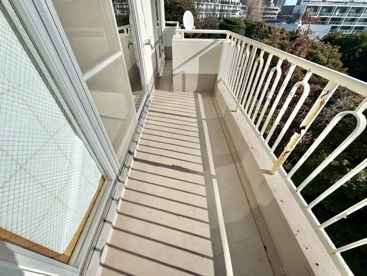 その他 朝の澄んだ空気や、夕方に吹く清々しい風を感じられるバルコニー。