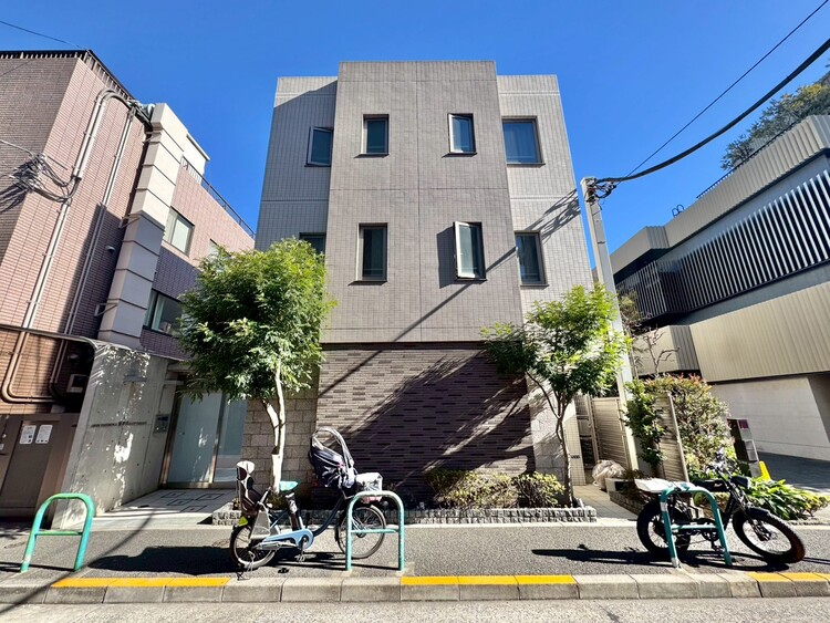 その他 飽きのこないシンプルモダンな外観です。