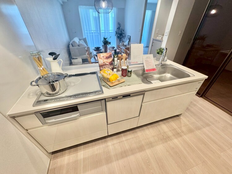 その他 開放感のあるキッチンスペース。調理をしながら、会話も弾みそうですね。