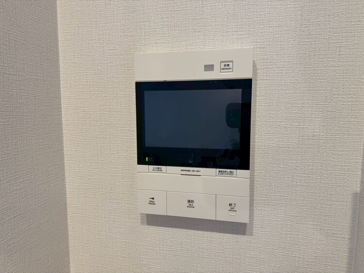 その他 誰が来てもわかる様にモニター付きインターホンを設置。