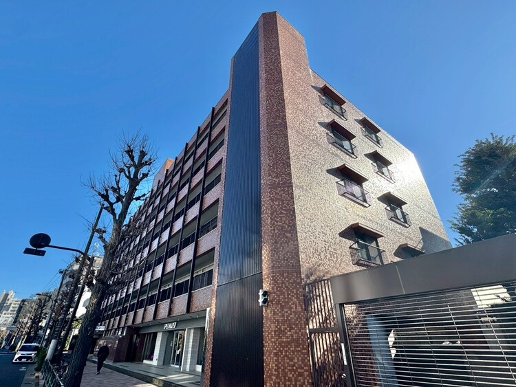 その他 飽きのこないシンプルモダンな外観です。