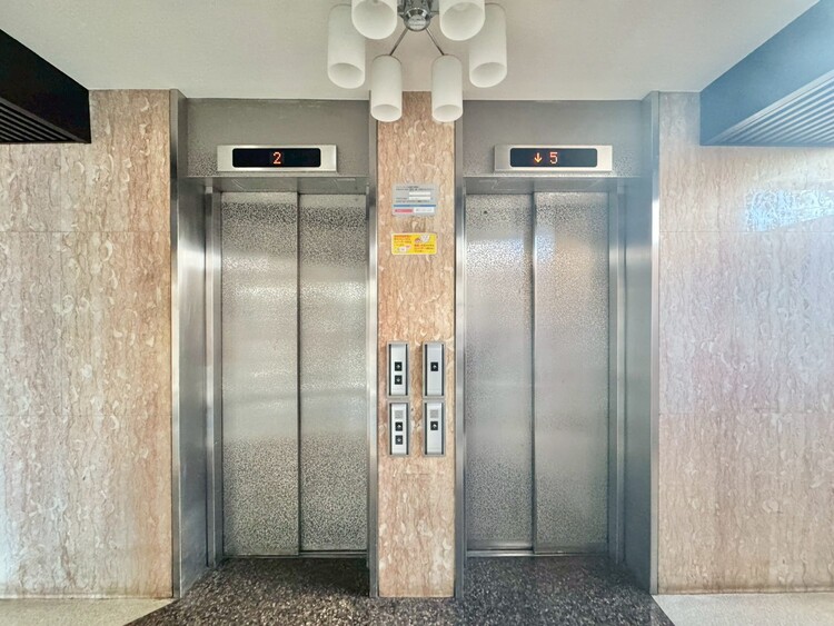 その他 エレベーター完備のため荷物が多くなっても安心。