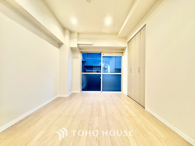 内装 【living】居心地のいい暮らしには欠かせない眩い採光。