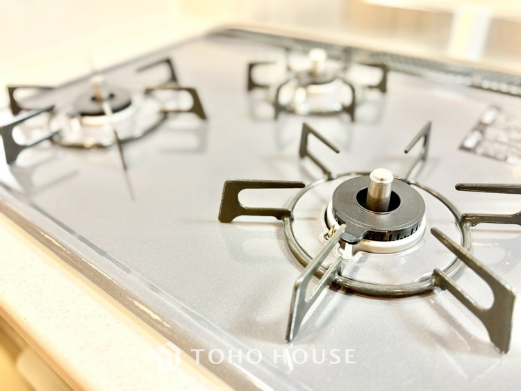 キッチン 【KITCHEN】◆家族のおはよう◆の声を笑顔で迎えてあげられるシステムキッチン。朝ごはんが楽しみでちょっと早起きしたくなるんです。