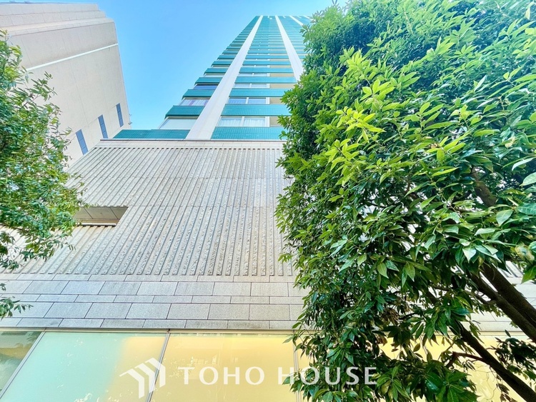 外観 現地に実際に行ってみることでしか感じられないことがたくさんあります。周辺環境や街の雰囲気など、たくさんのことを感じていただけます。