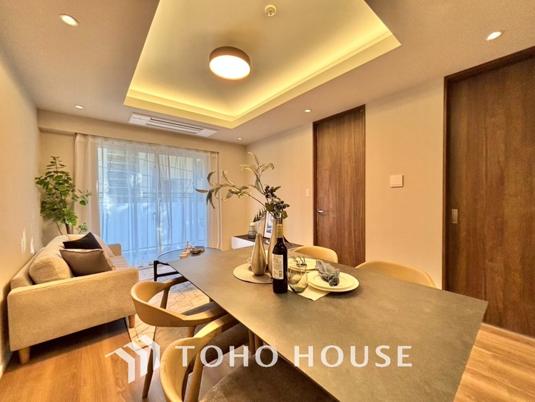 内装 「想像していた以上に広い」が写真を撮っているときの感想です。家事動線に配慮したプランによりご家族がくつろげる明るく広い空間が確保できました。