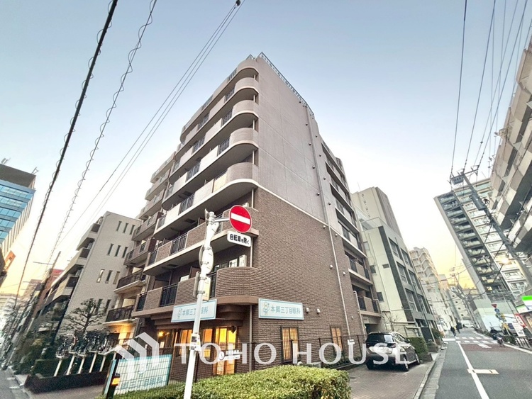 外観 漂う上質な空気感、マンションに入れば「おかえりなさい」と笑顔で迎えてくれるエントランス。最良の心配りを感じるマンションでした。