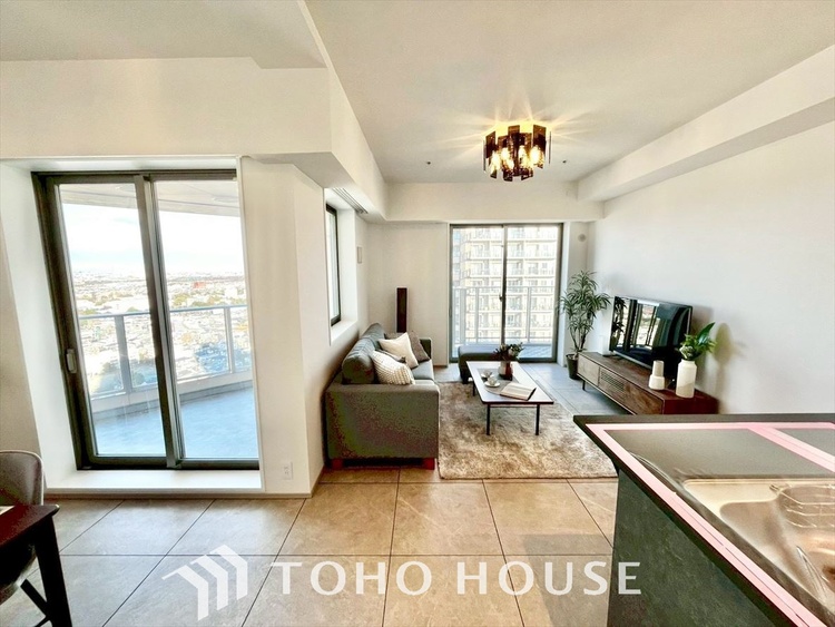 内装 家族みんなの笑顔が、笑い声が絶えない幸せいっぱいのこの場所で新たな生活が始まる