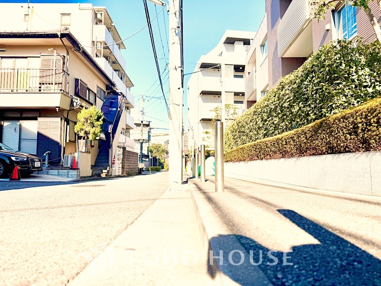 内装 趣味や仕事にも使える、柔軟な洋室スペース。ライフスタイルに合わせて活用できます。