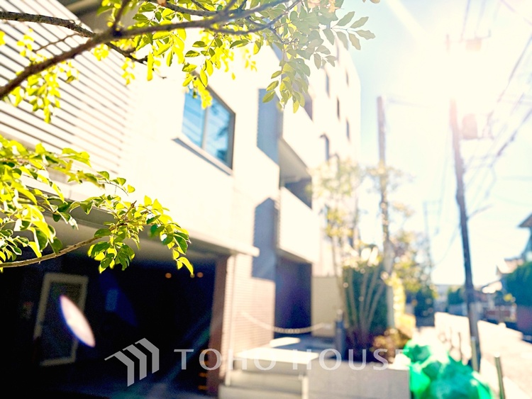 キッチン 家事動線に配慮した、効率的なキッチンレイアウト。調理も片付けもスムーズに行えます。