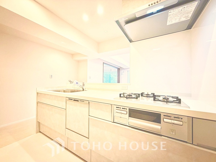 キッチン 毎日の料理が楽しくなる、使いやすいシステムキッチン。家事効率を高める設計です。