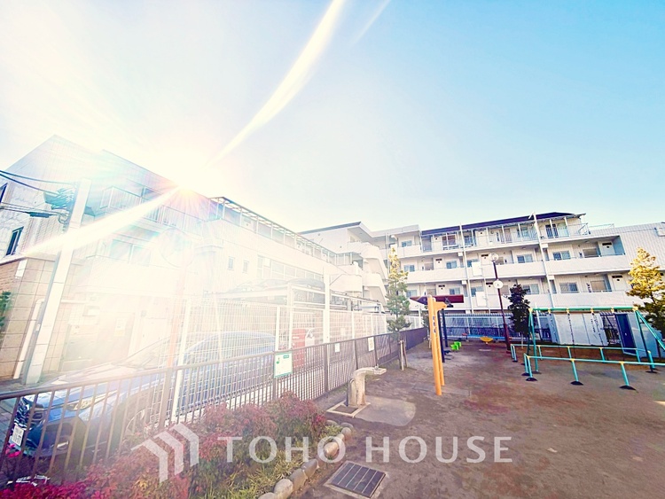 キッチン 毎日の料理が楽しくなる、使いやすいシステムキッチン。家事効率を高める設計です。