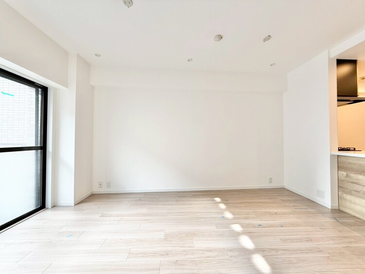 居間 シンプルな内装と偏り過ぎないデザインで統一しました。